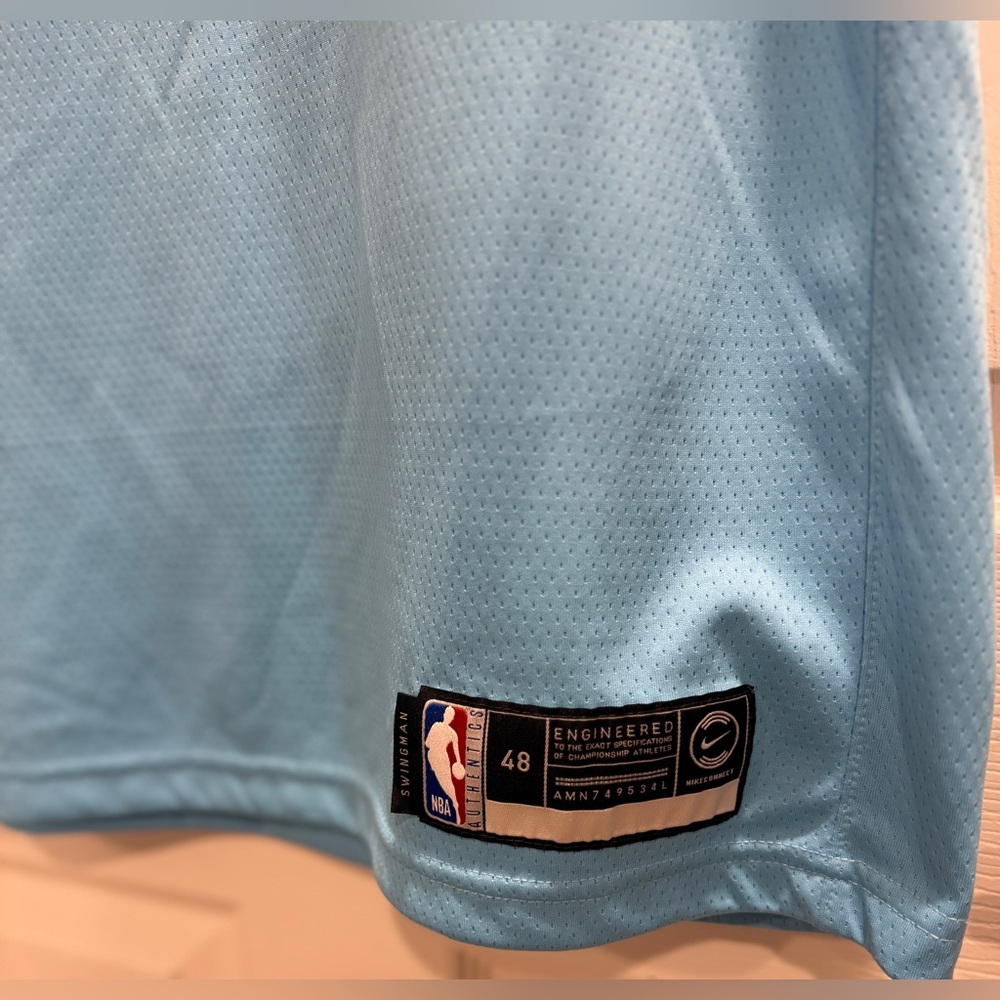 Nike NBA Dwyane Wade Miami Heat ViceWave City Edition  Jersey Sz L White Blue - Picture 4 of 9
